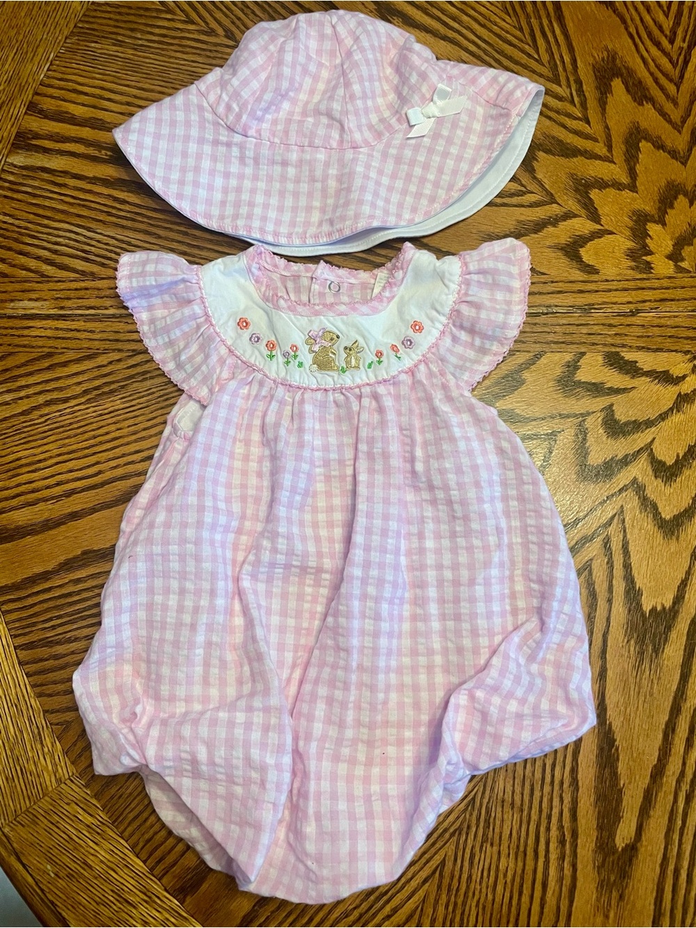 Infant Girl’s Baby Essentials Pink Gingham Baby Romper With Hat Size 18 Months